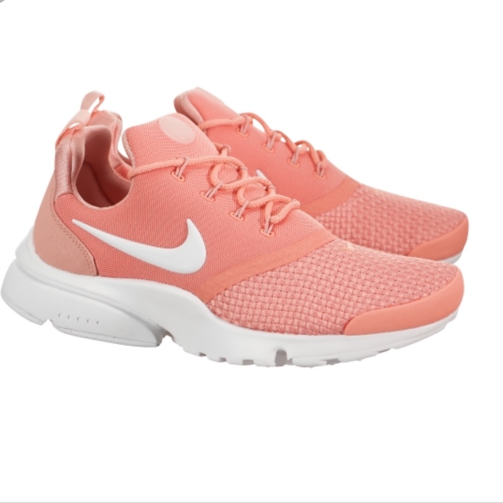 Nike Women’s presto fly sz  8 8.5 9 9.5 10